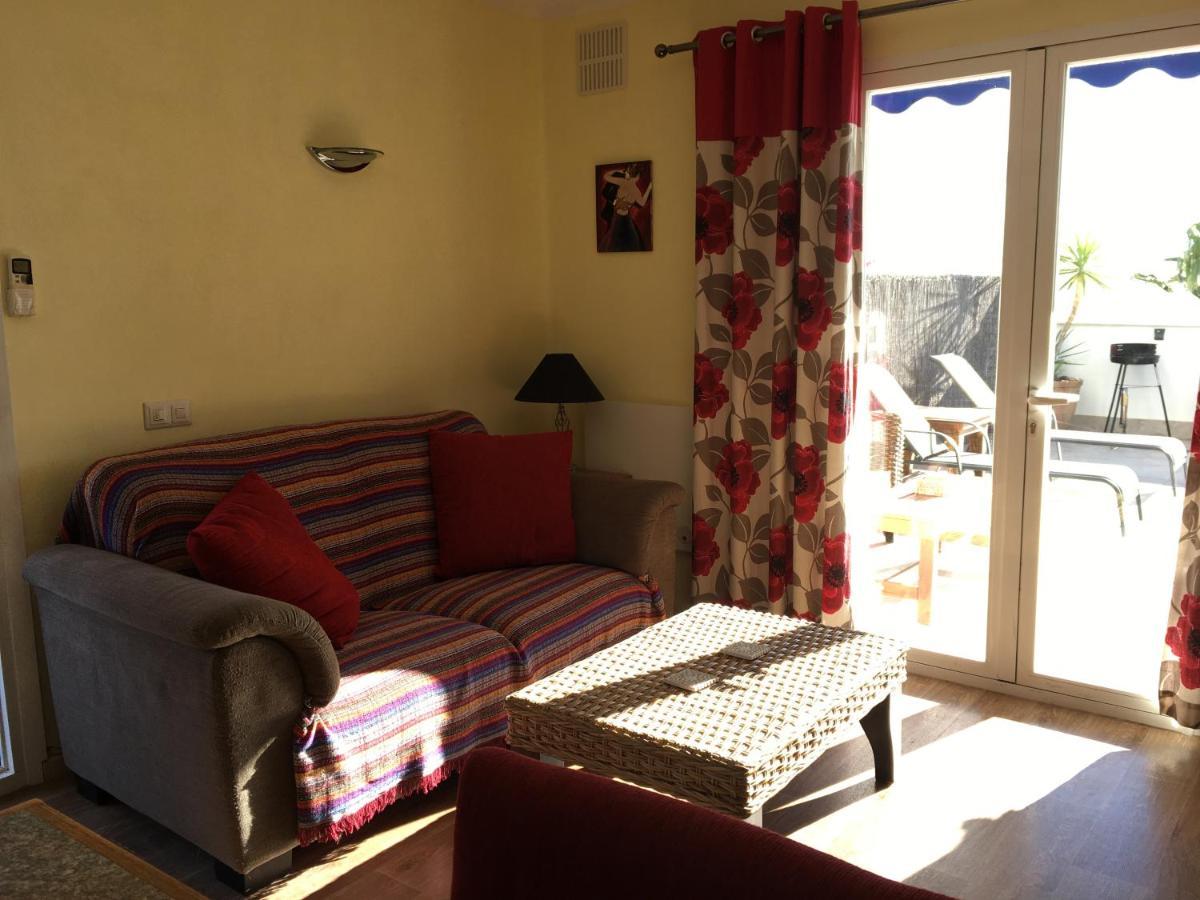 דירות Casa Chozie, נרחה מראה חיצוני תמונה